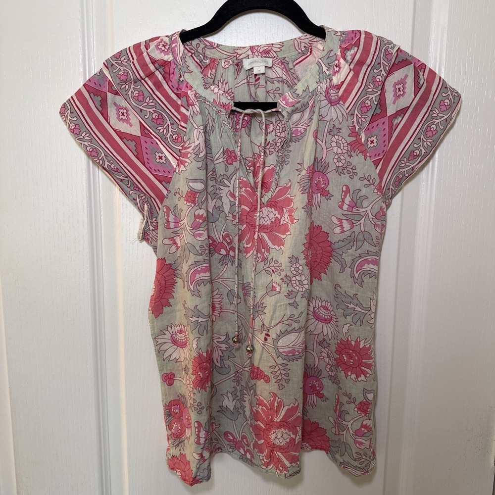 Jennifer Grace Boho Floral Top Sz M Tie Neck Flutter Sleeve Sage Pink Tunic